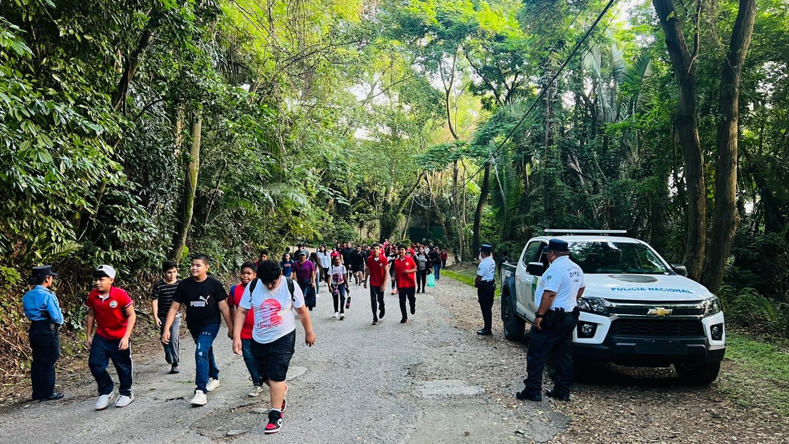 División de Policía turística garantiza seguridad a visitantes en puntos turísticos de San Pedro Sula