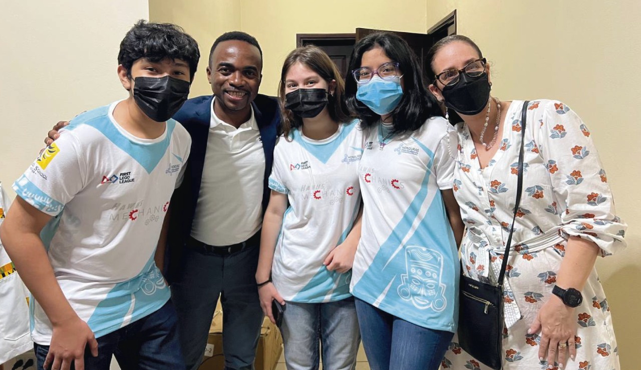 SENACIT apoya a estudiantes hondureños para participar en competencia Internacional de Robótica