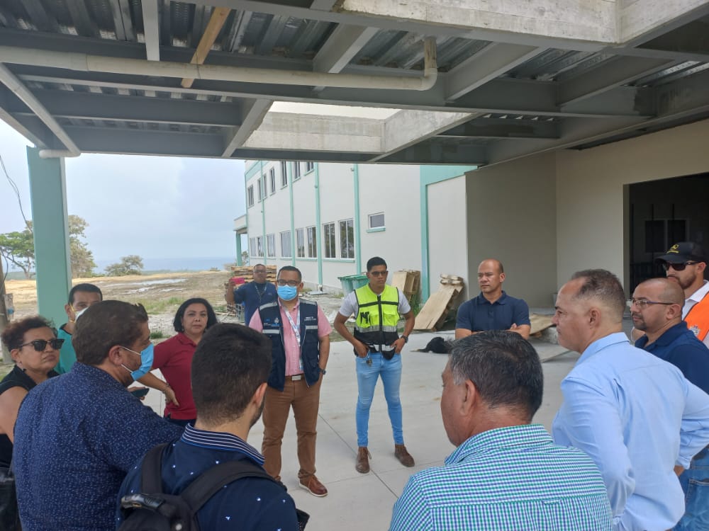 A un costo de 231 millones de lempiras la Secretaría de Salud finalizará el Hospital de Roatán