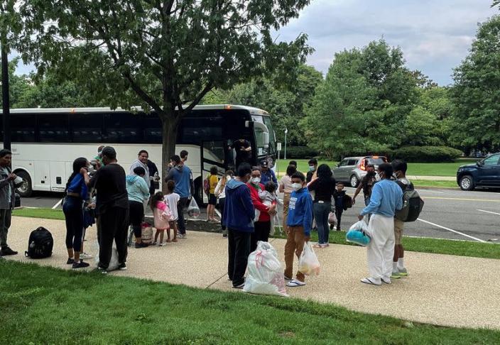 Casa Blanca, frustrada ante pedido de alcaldesa de Washington de tropas para ayudar a inmigrantes