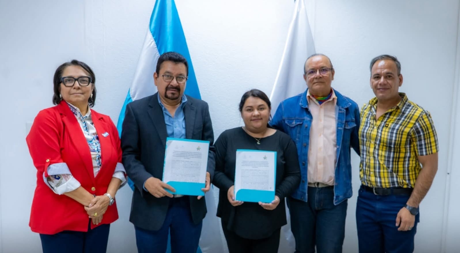 SDDHH y APUVIMEH firman convenio de Cooperación en memoria del defensor Walter Orlando Tróchez